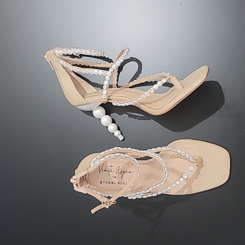 Gianni Bini x Venita Aspen Esme linen Pearl Dress Sandals Size 8M